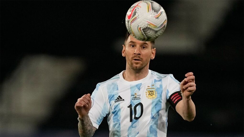 Argentina – Ecuador: Chờ Messi xô đổ kỷ lục của Pele