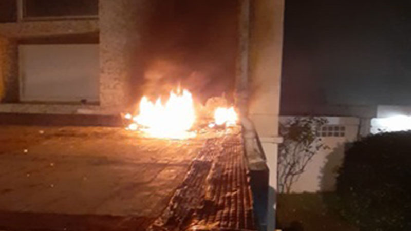 Đại sứ quán Cuba ở Pháp bị ném bom xăng
